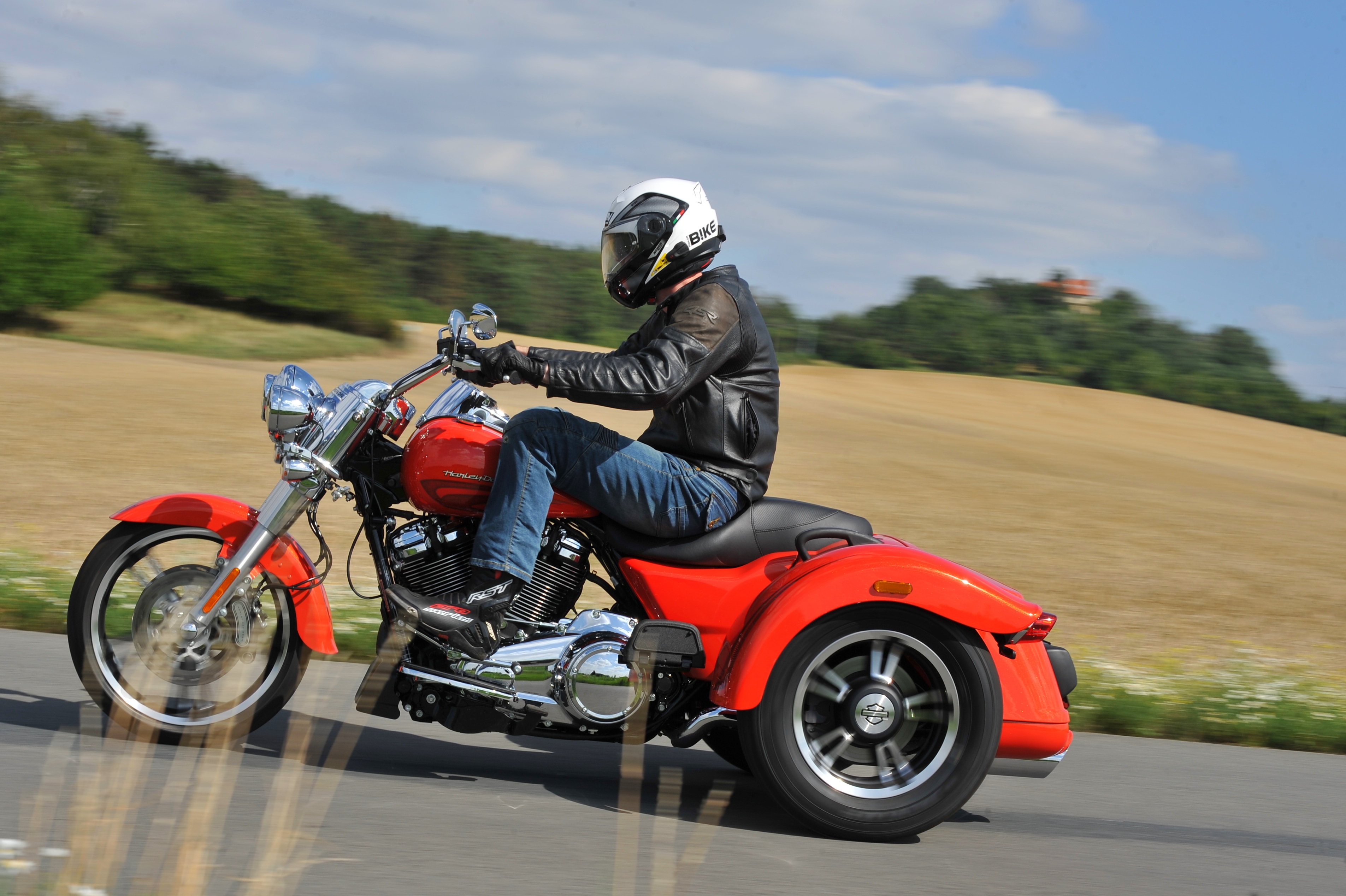 TEST: Harley-Davidson FLRT Freewheeler