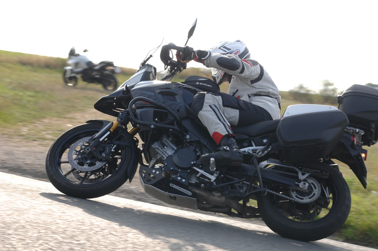 Testovac&iacute; j&iacute;zdy Suzuki