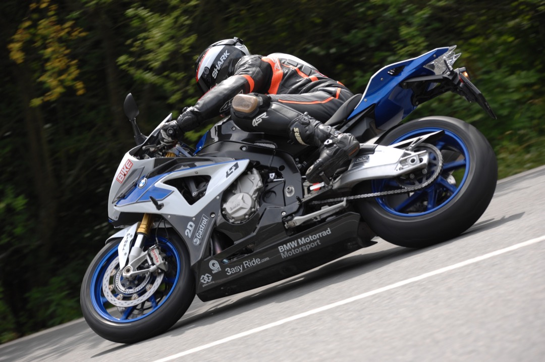 TEST: BMW S1000RR HP4