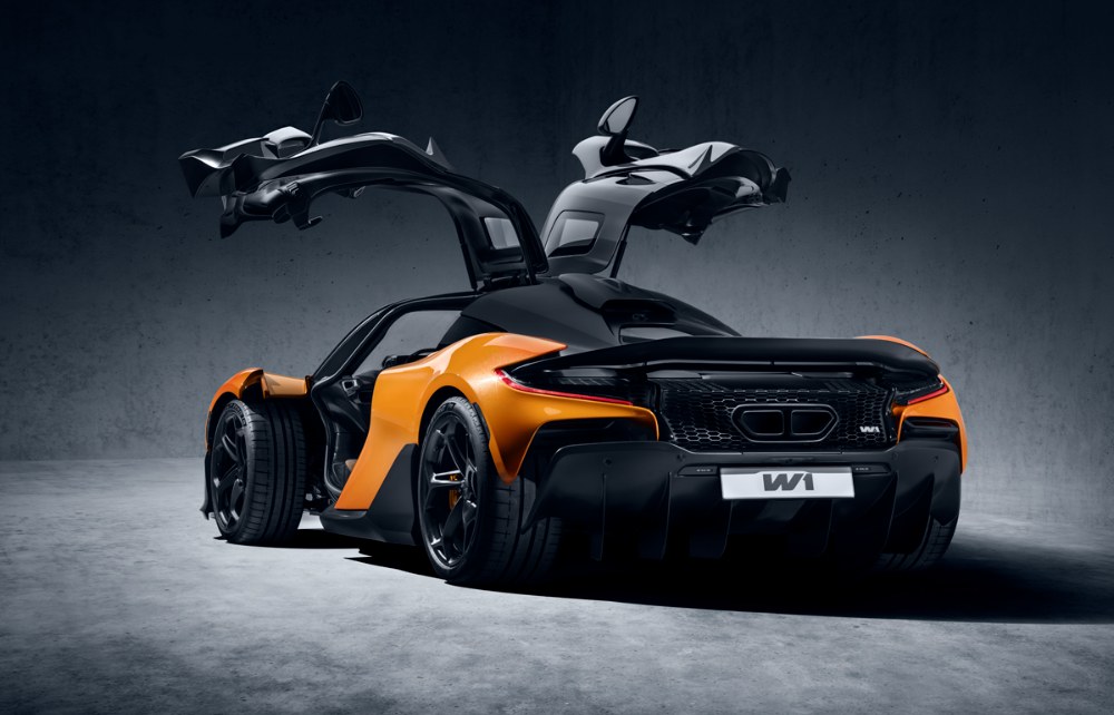 McLaren W1 &ndash; Č&iacute;slo jedna potřet&iacute;