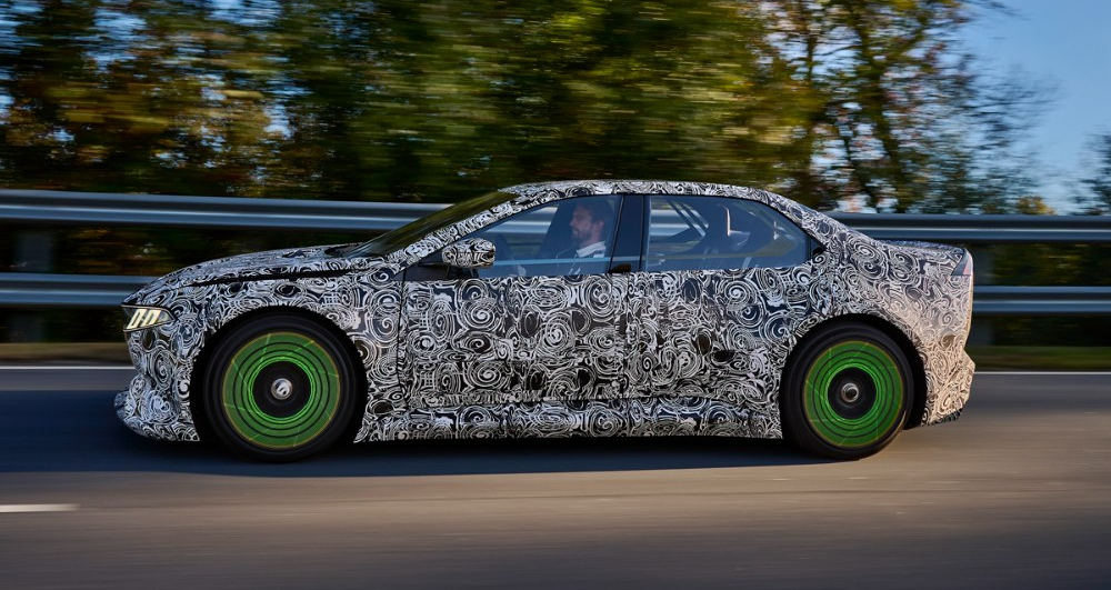 BMW Tech Day 2025 &ndash; 300 km za 10 min