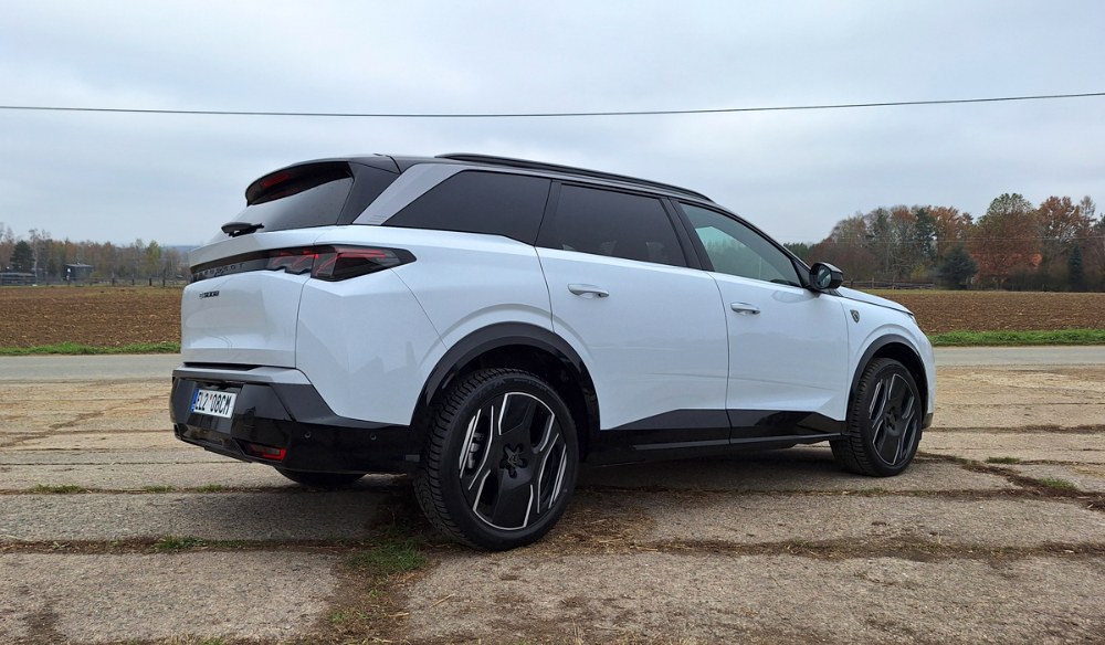 Peugeot 5008/e-5008 &ndash; Mpv na chůd&aacute;ch