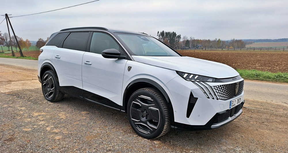 Peugeot 5008/e-5008 &ndash; Mpv na chůd&aacute;ch